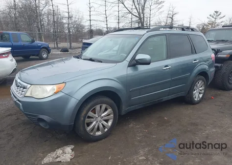 2011 Subaru Forester 2.5X Premium z USA, uszkodzony, nr VIN JF2SHBDC4BH728590
